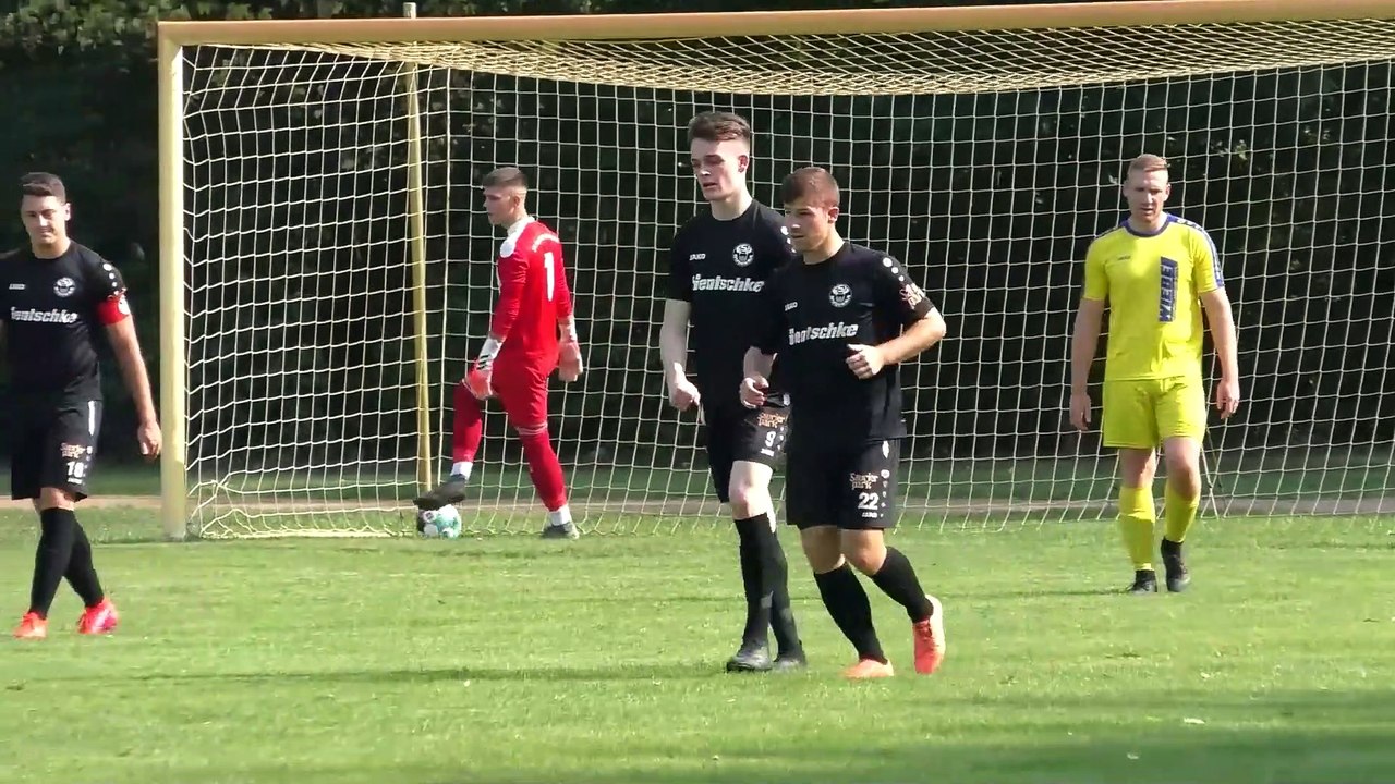 Top-Missgeschicke 2020: Die größten Fails von Deutschlands Amateurkickern