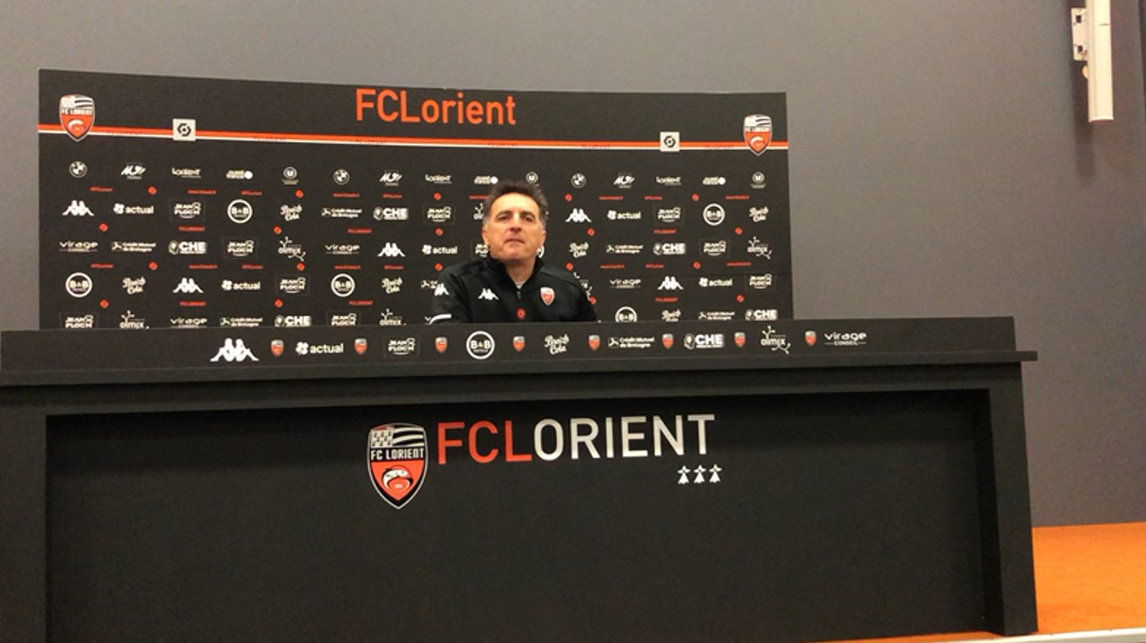 Christophe Pelissier, entraîneur du FC Lorient, évoque le Stade Rennais