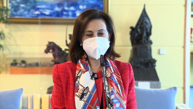 Robles: No vamos a aceptar lecciones de democracia de nadie