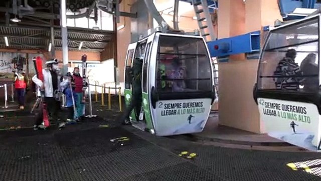 La estación de esquí de Sierra Nevada abre con un aforo limitado