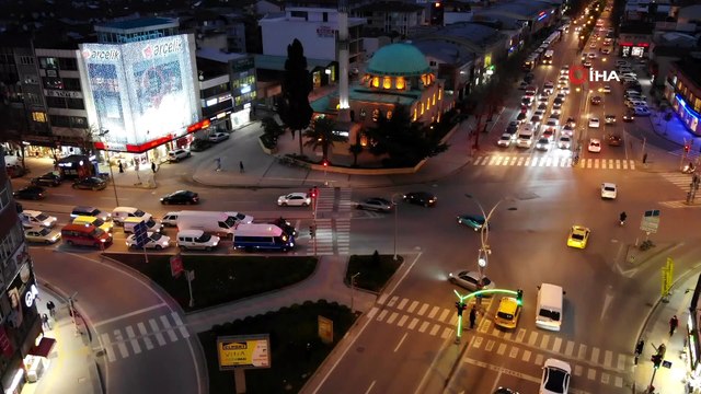 56 saatlik sokağa çıkma kısıtlamasına saatler kala trafik yoğunluğu arttı