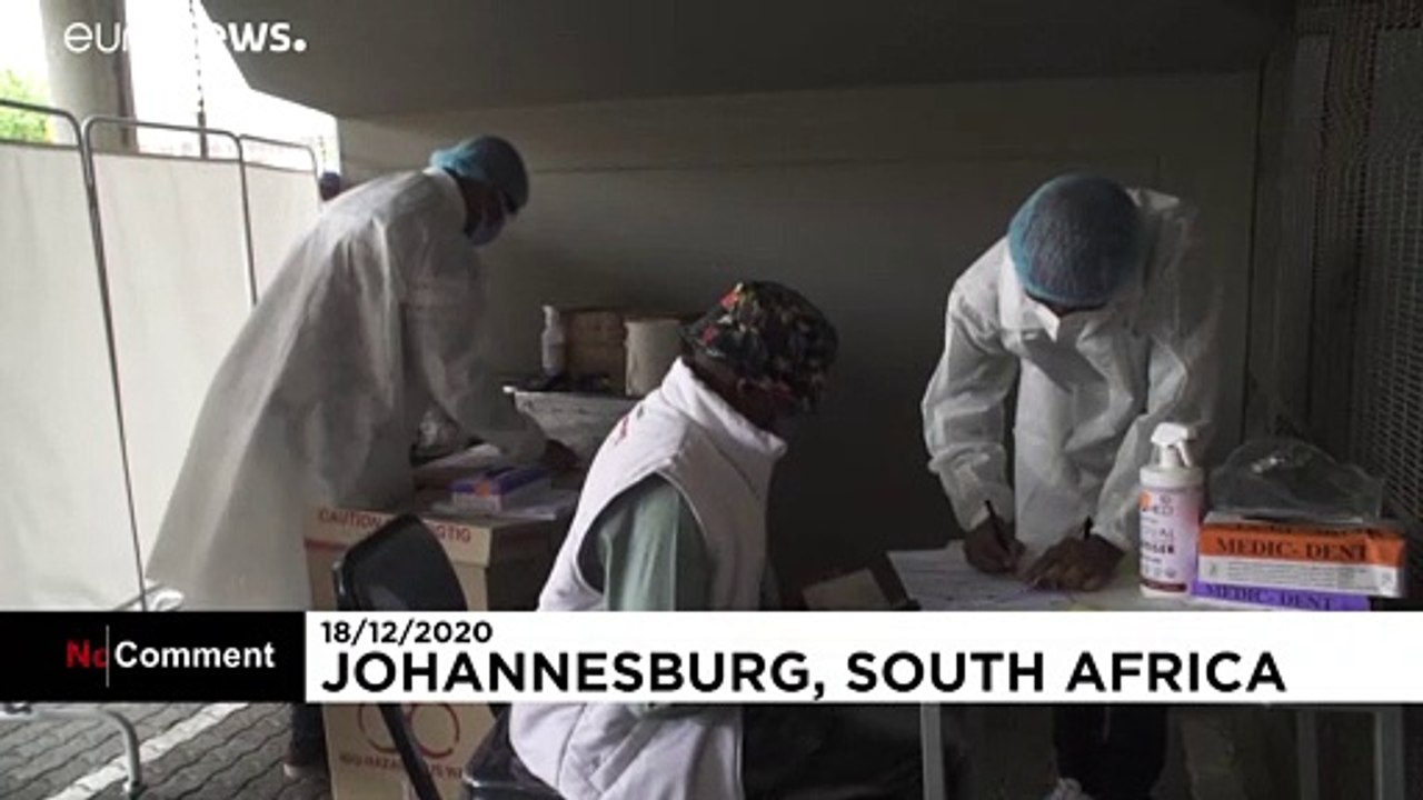 Südafrika: Schlangen vor Coronavirus-Testzentren