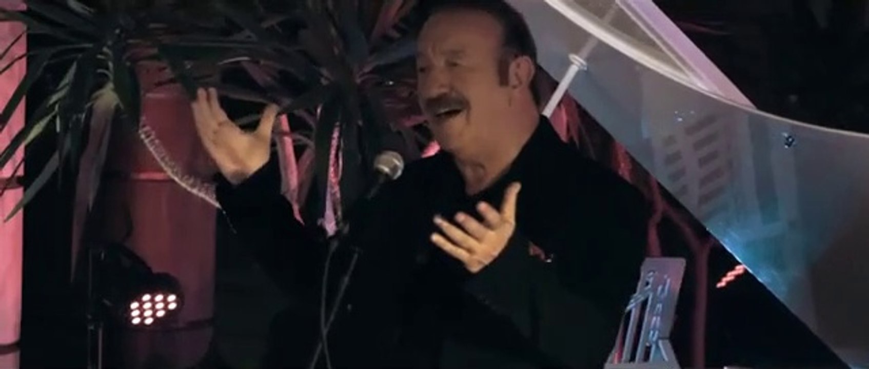 Nejat Alp - Unut Unuttuğu Yerde