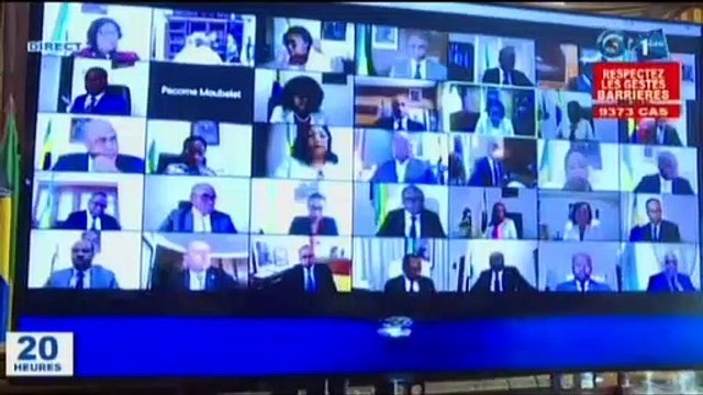 RTG - Conseil des ministres en présidé par le président Ali Bongo abordant les questions de développement et de relance de l’’économie nationale