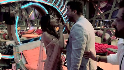 Download Video: Bigg Boss 14 Weekend Ka Vaar; Aly Goni Ugly-Fight with Arshi Khan | FilmiBeat