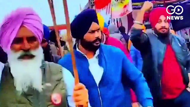 सरकार के कड़े रुख और कड़कड़ाती ठंड से एक साथ जूझ रहे हैं आंदोलनकारी किसान