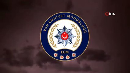 Van'da bir otomobilde 30 kilo eroin ele geçirildi