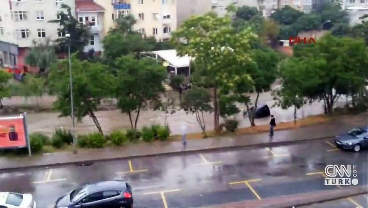 İstanbul'da deniz seviyesi 20 santimetre yükseldi... Altyapı tehlikede | Video