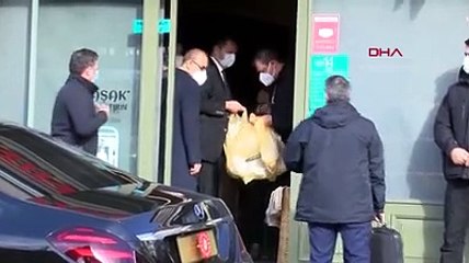 Cumhurbaşkanı Erdoğan, Üsküdar'da fırına uğradı