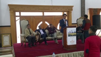 2019_01_RoyalParadise_Naeem