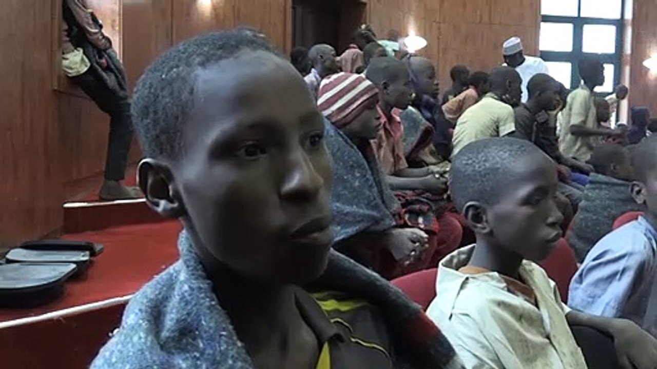 Hunderte entführte schüler in nigeria freigelassen