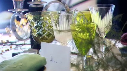 Mesas separadas por grupos de convivientes, ventilación y mascarilla