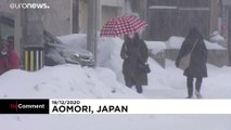 Schneechaos in Japan - Tausende im Stau und Todesopfer