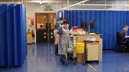 Royaume-Uni : Londres reconfinée, une nouvelle souche du coronavirus plus transmissible