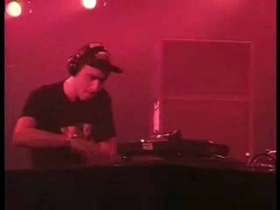 Boys noize @ i love techno 2007 part 1