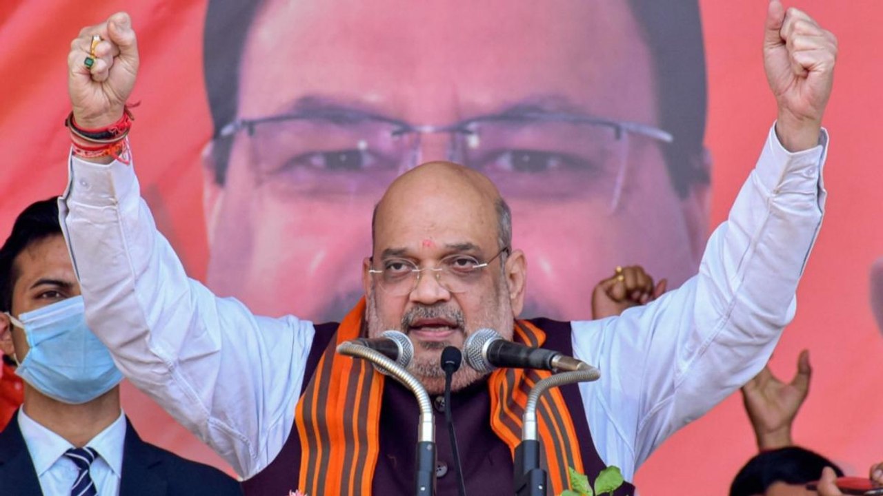 BJP Mission Bengal: Amit Shah holds road show in Bolpur