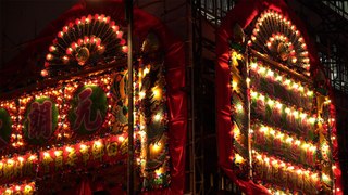 The shop making traditional flower plaque backdrops for Hong Kong celebrations for 66 years