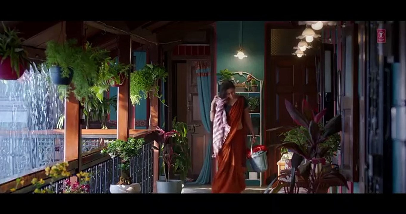 Chhalaang_ Care Ni Karda _ Rajkummar R_ Nushrratt B _ Yo Yo Honey Singh_ Alfaaz_ Hommie Dilliwala(480P)_1