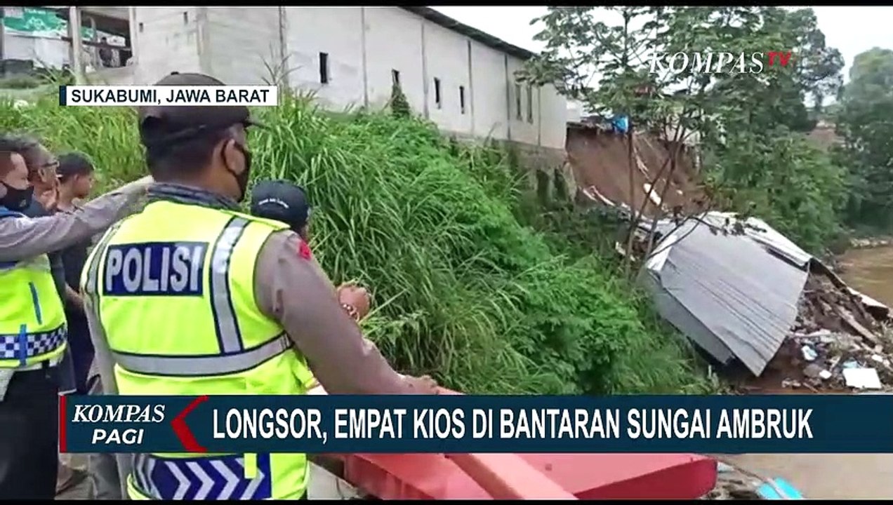 Dibangun di Bantaran Sungai, 4 Kios di Pasar Parungkuda Ambruk Terbawa Longsor