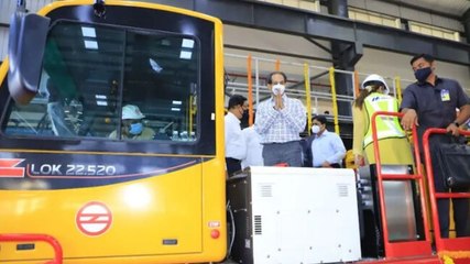 Maha CM vs Centre over metro shed project; North India shivers under cold wave; more