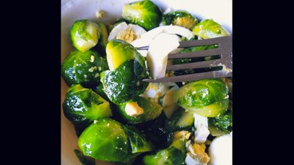 Sautéed Brussels Sprouts With Eggs