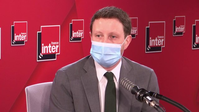 L’essentiel du trafic vers le Royaume-Uni passe par la France, un peu par la Belgique ou l’Allemagne. Les pays concernés se sont concertés et agiront ensemble(Clément Beaune)