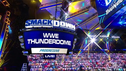 Kevin Owens se dirige a Roman Reigns | SmackDown Español Latino