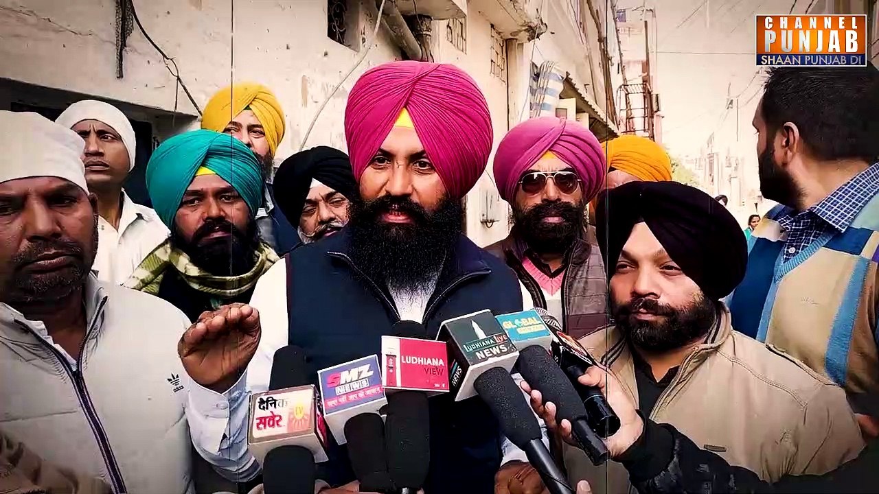 ਖੇਤੀ ਕਨੂੰਨਾਂ 'ਤੇ ਮੋਦੀ ਨੇ ਮਾਰੀ ਪੱਲਟੀ, ਵਿਰੋਧੀਆਂ ਨੇ ਕੱਸਿਆ ਤੰਜ਼ "ਕਹਿੰਦੇ ਮਰਿਆ ਨੀਂ ਆਕੜਿਆ ਹੋਇਆ" |