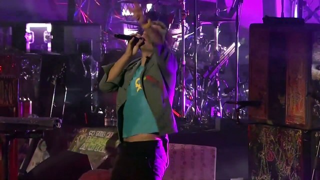 Coldplay chante Viva La Vida en concert live