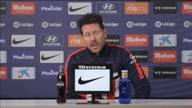 Simeone sobre Suárez, Costa y Joao en el once: Aún no para empezar, pero sí podemos terminar con ellos