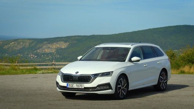 Viel Platz und Stecker: Der neue Skoda Octavia iV