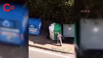 CHP'li Özkan paylaştı: Bir yurttaş, "lanet olsun böyle düzene" diyerek çöp konteynerini tekmeledi