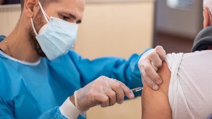 CDC Says Over 556,208 Pfizer/BioNTech COVID-19 Vaccines Were Given in First Week