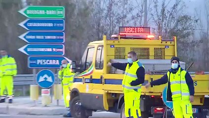 Vittime nell'esplosione di una fabbrica di recupero ordigni a Chieti