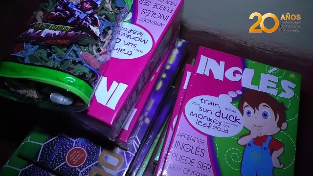 Fenix Inmobiliaria cerró el año regalando juguetes a los niños del barrio Sol de Misiones en Posadas