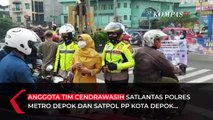 Polwan Berbagi Masker, Peringati Hari Ibu di Depok