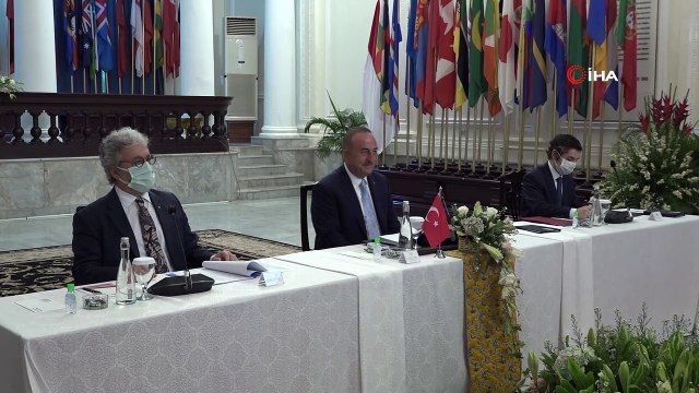 - Bakan Çavuşoğlu, Endonezyalı mevkidaşı Marsudi ile görüştü