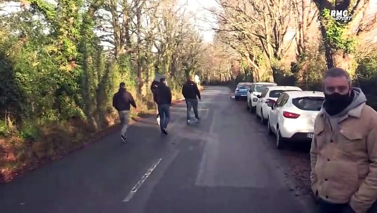 Ligue 1 : Des supporters nantais perturbent le premier entraînement de Domenech et bâchent Kita