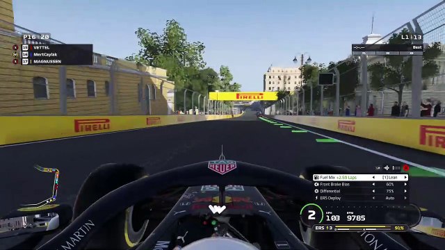 BAKÜ'DE OLAYLI YARIŞ! P15TEN YARIŞ GALİBİYETİNE #BAKUGP #FORMULA1 #F1