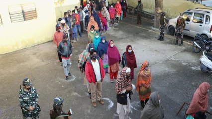 DDC poll: Gupkar Alliance maintains comfortable lead