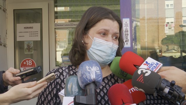 Lotera que ha repartido el 'Gordo' recuerda a su marido, ya fallecido