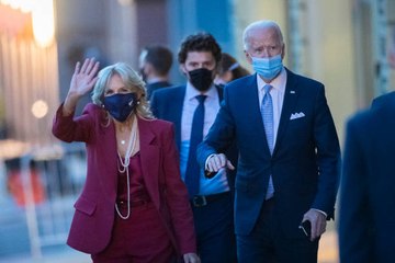 Joe y Jill Biden recibirán públicamente la vacuna COVID-19 este lunes