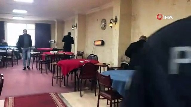 Aynı kıraathanede yine aynı manzara