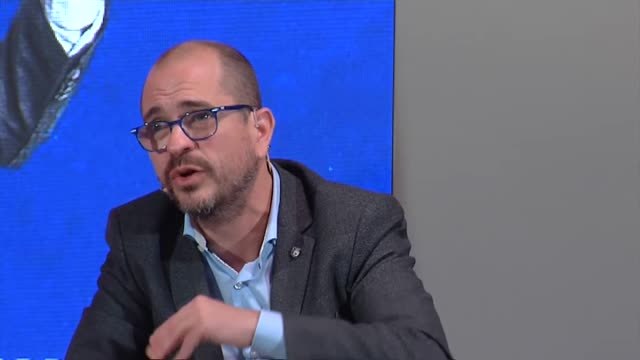 Farré, precandidato a la presidencia del Barça: Está clarísimo que el Madrid está teniendo ayudas arbitrales