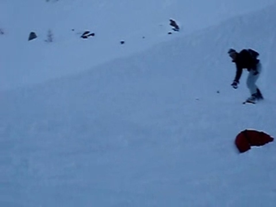 VINCE SURF JUMP