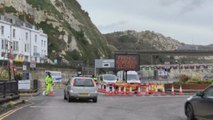 Francia reabre las fronteras con Reino Unido pero exige test anti-covid