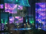 Hilary Duff - Fly (Live @ World Music Awards 2004) (2004/09/15) HD