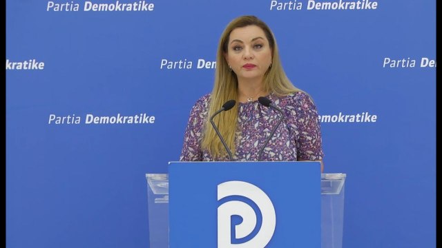 Report TV -PD: Java e parë e shkollës dështim! U infektuan mbi 50 mësues, edukatorë dhe sanitarë