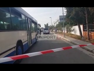 Download Video: Durrës, vrau me thikë në zemër 33-vjeçarin pas konfliktit për zënien e rrugës,arrestohet Arbër Kotaj