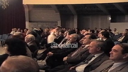 Скачать видео: Festime me rastin e 100 vjetorit te vdekjes se Naim Frasherit - (19 Tetor 2000)